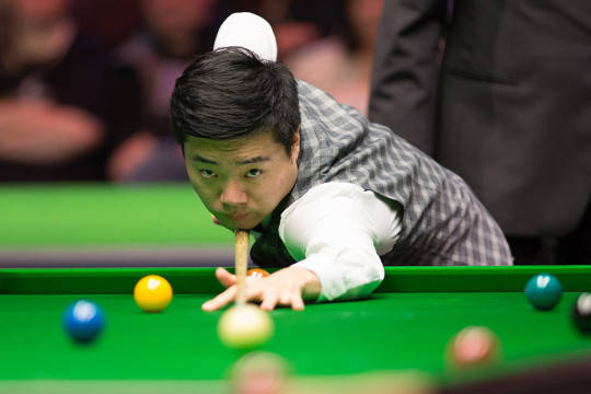 在高压逼抢 在高压逼抢